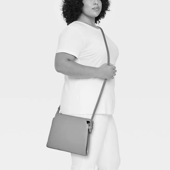 Double Gusset Crossbody or Sling Bag - Peachy Pink 7.5" x 9.75" x 1.5" Free Ship - Picture 5 of 7